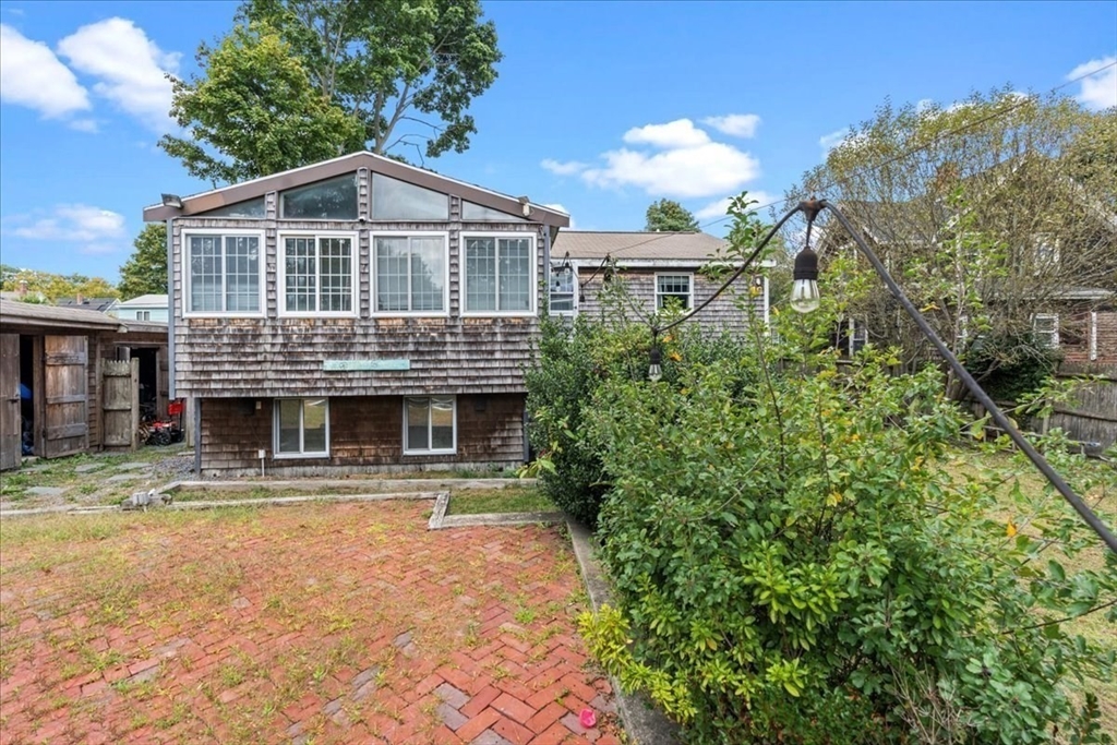 50 Camden Ave