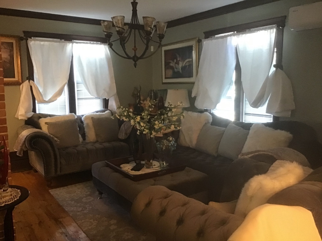 22 Maple St