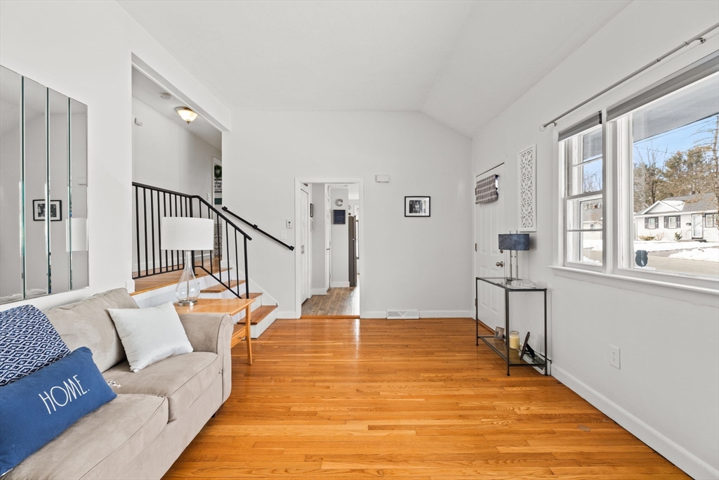 41 Edward St