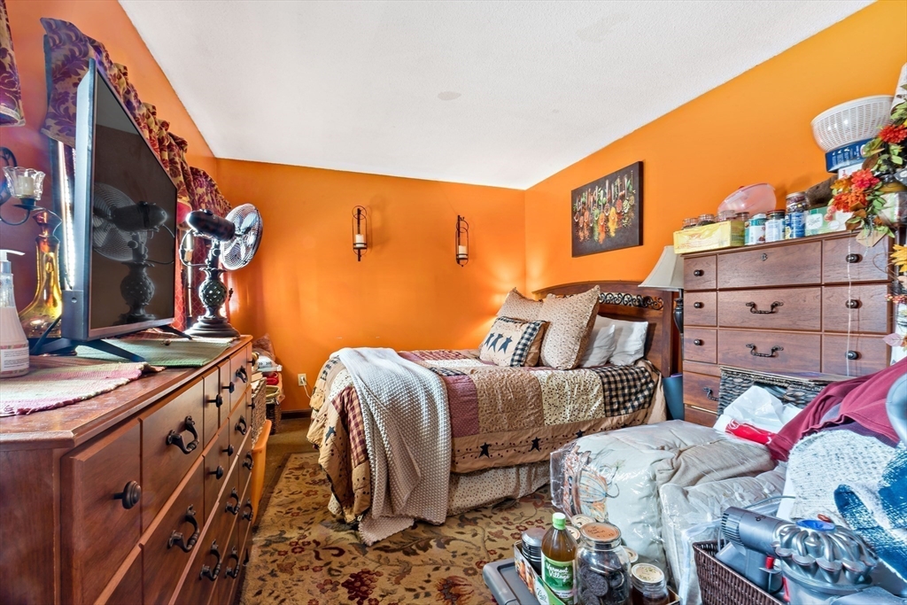 1225 Somerset Ave