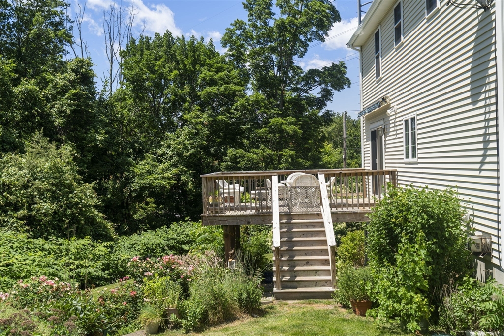 21 Vernon St
