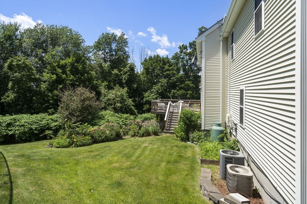 21 Vernon St