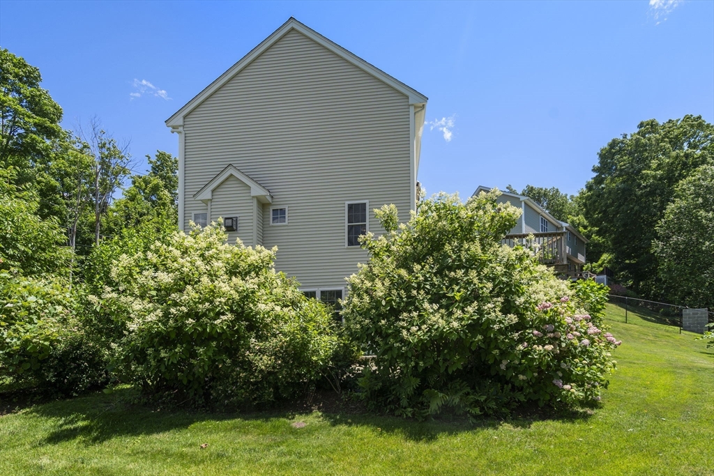 21 Vernon St