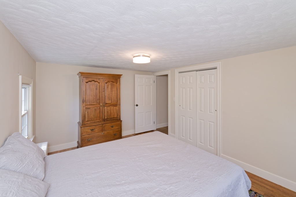3 Lancaster St