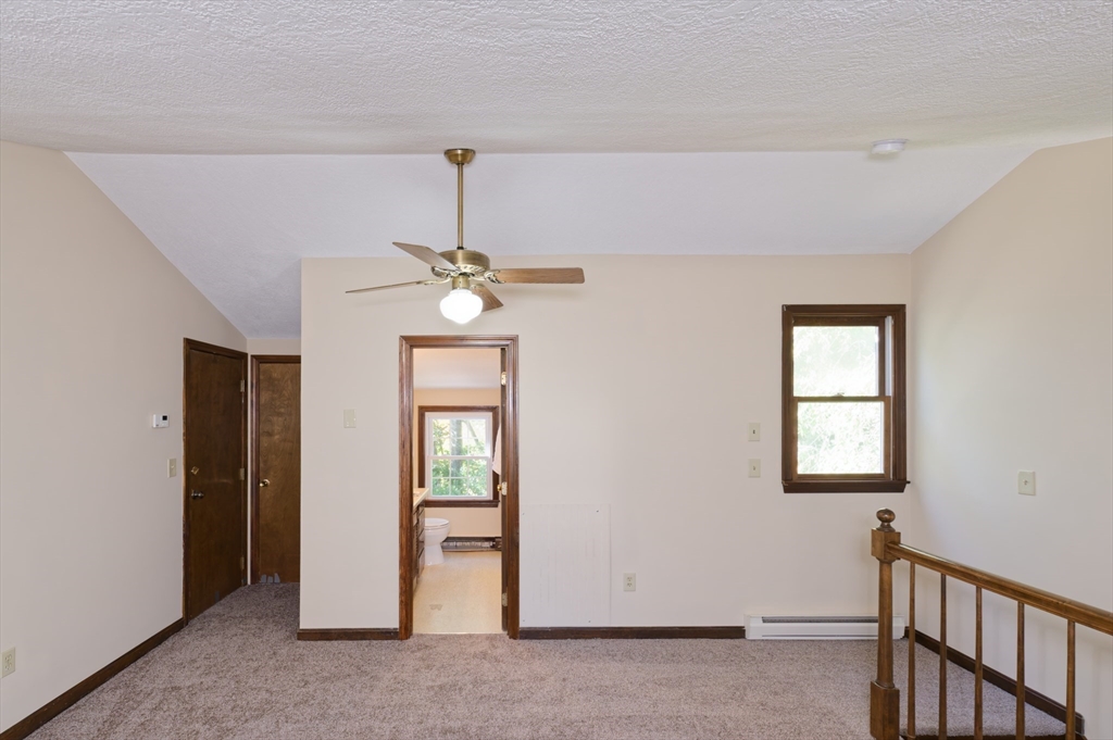 3 Lancaster St