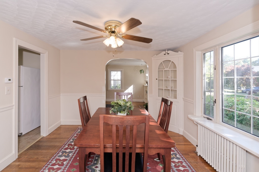 3 Lancaster St