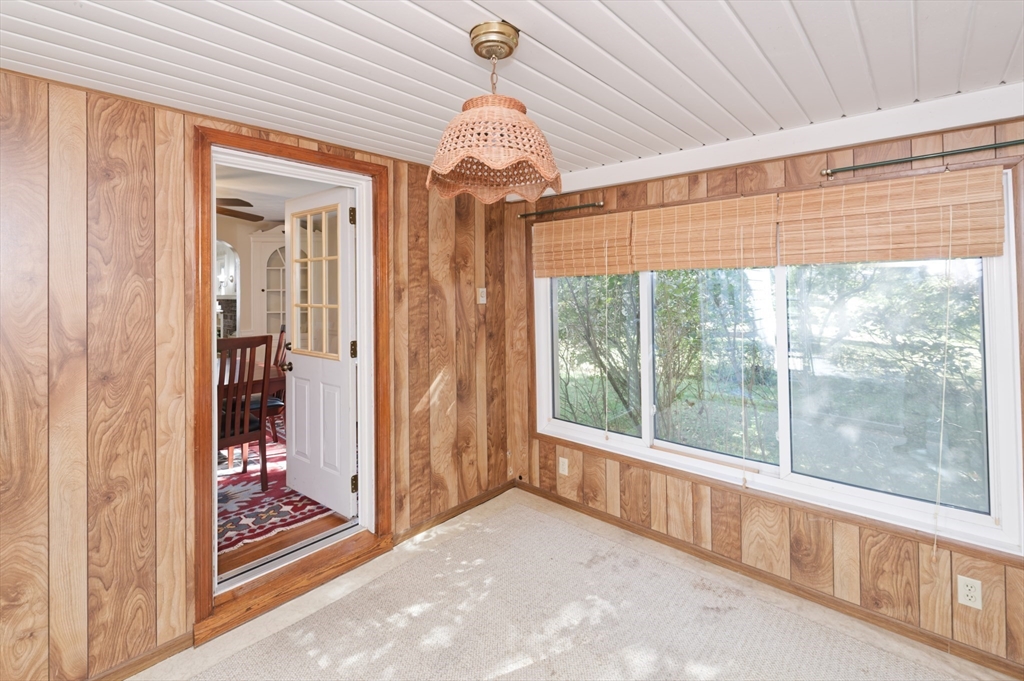 3 Lancaster St