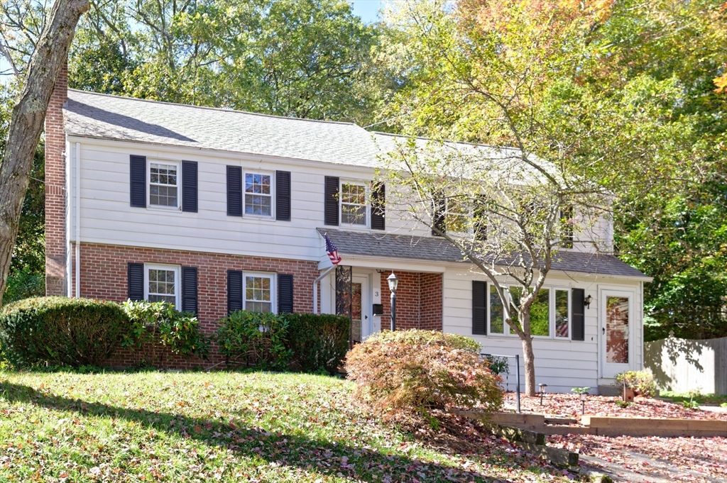 3 Lancaster St