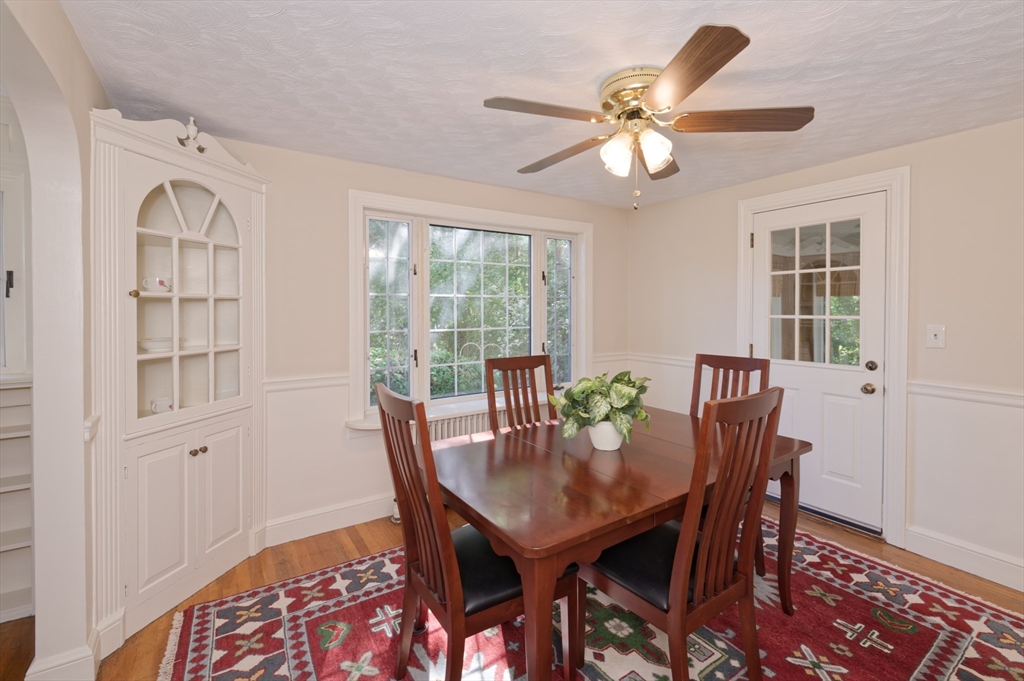 3 Lancaster St