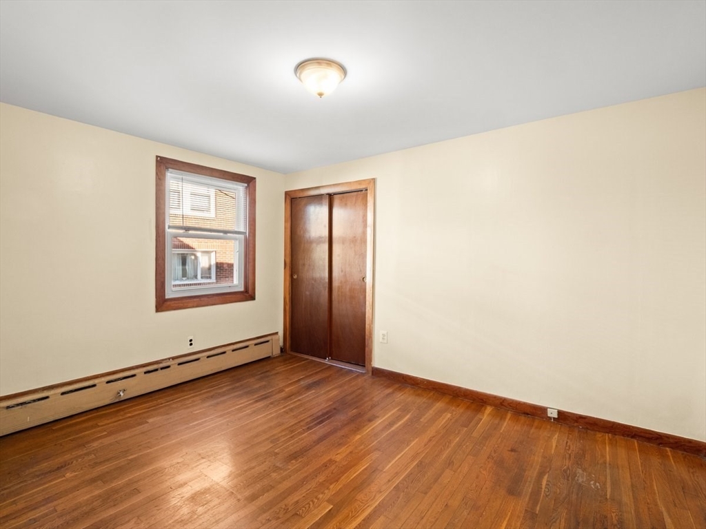 492 Metropolitan Ave