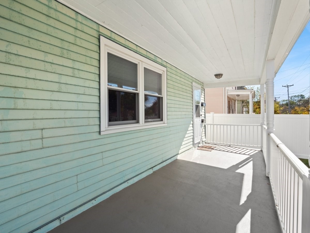 492 Metropolitan Ave