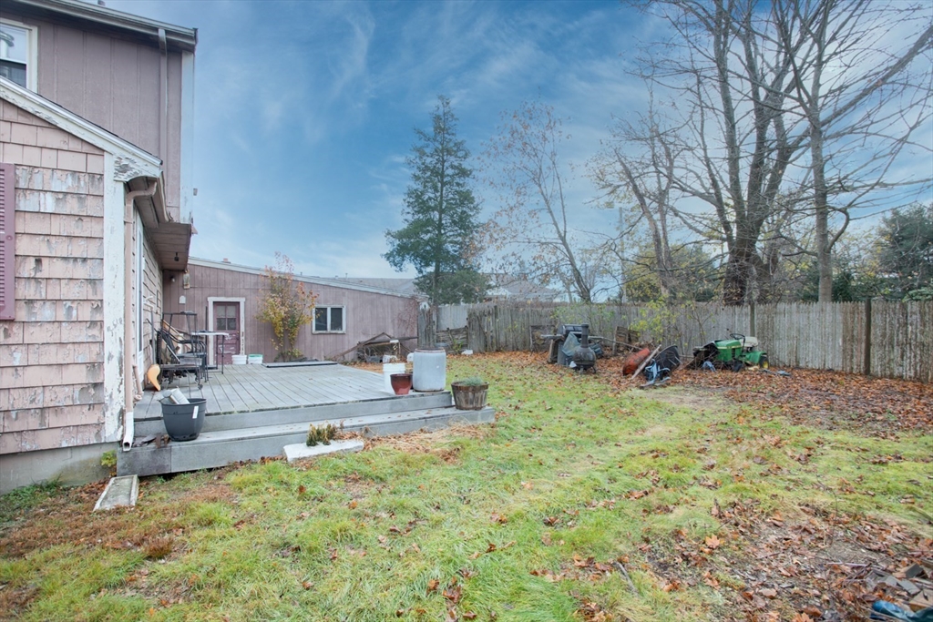 76 Foundry St