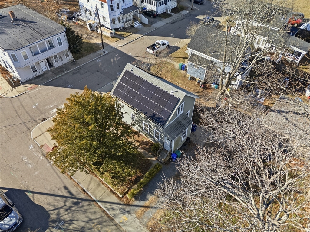 52 Carpenter Street