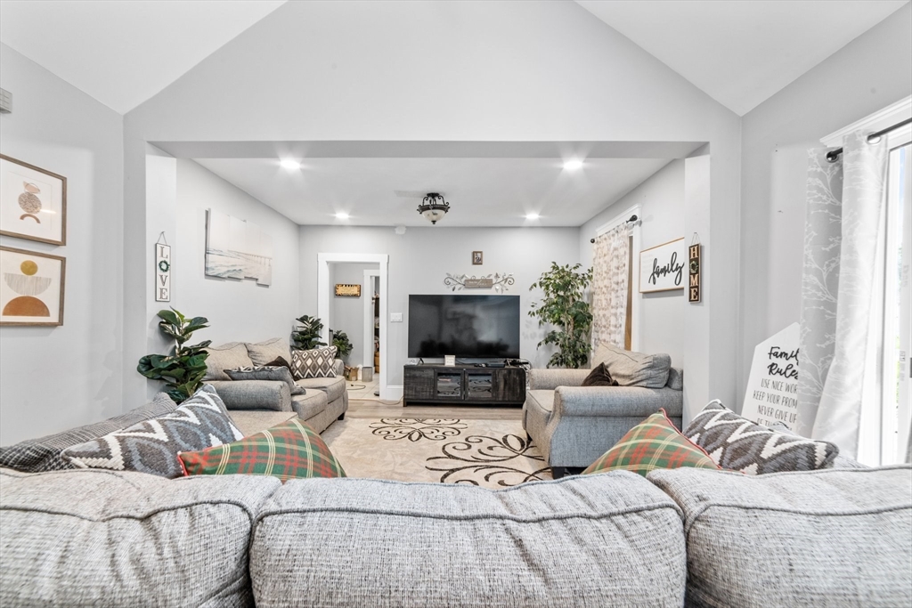 108 Tremont St