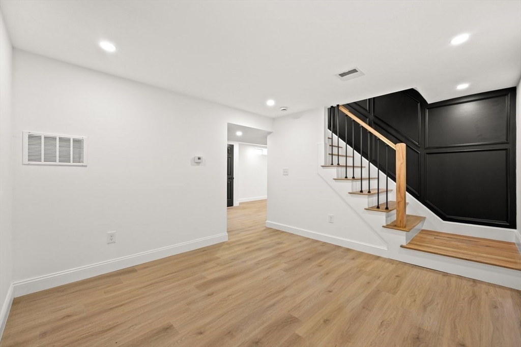 171 Carey Cir