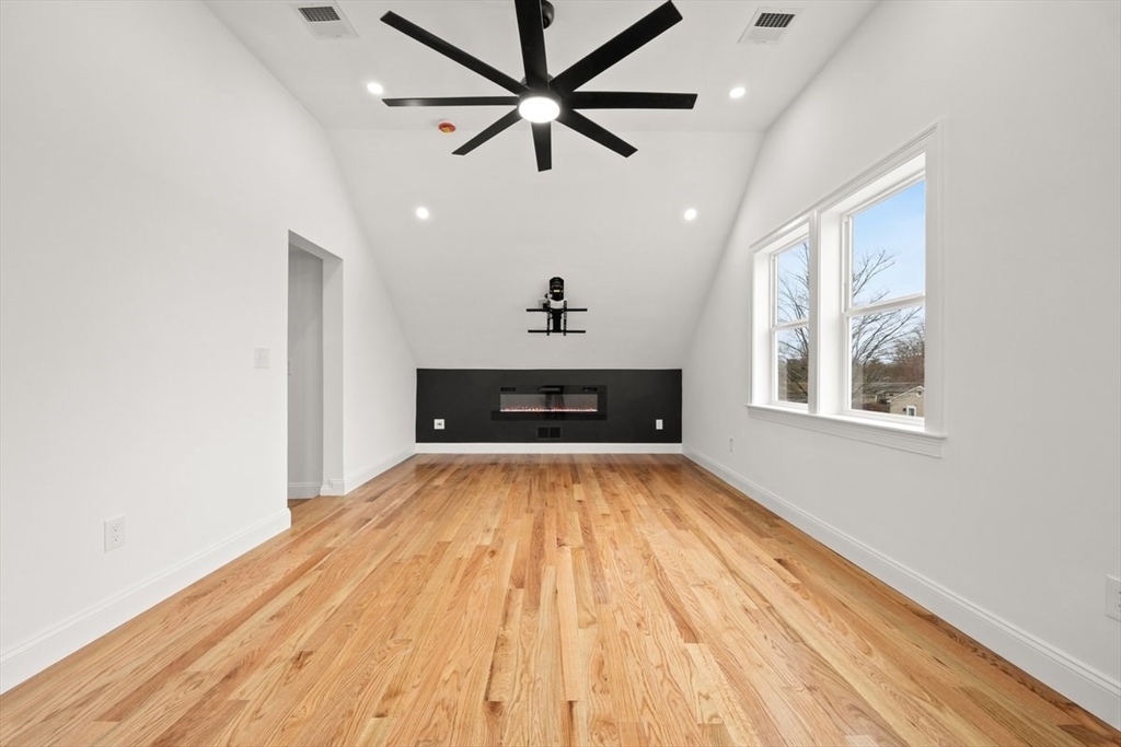 171 Carey Cir