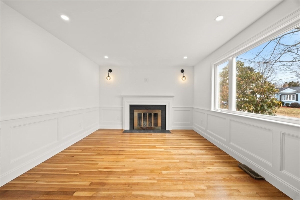 171 Carey Cir