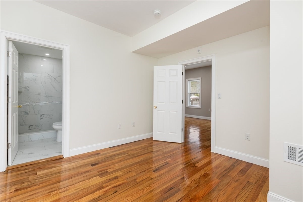 18 Baird St. # 2