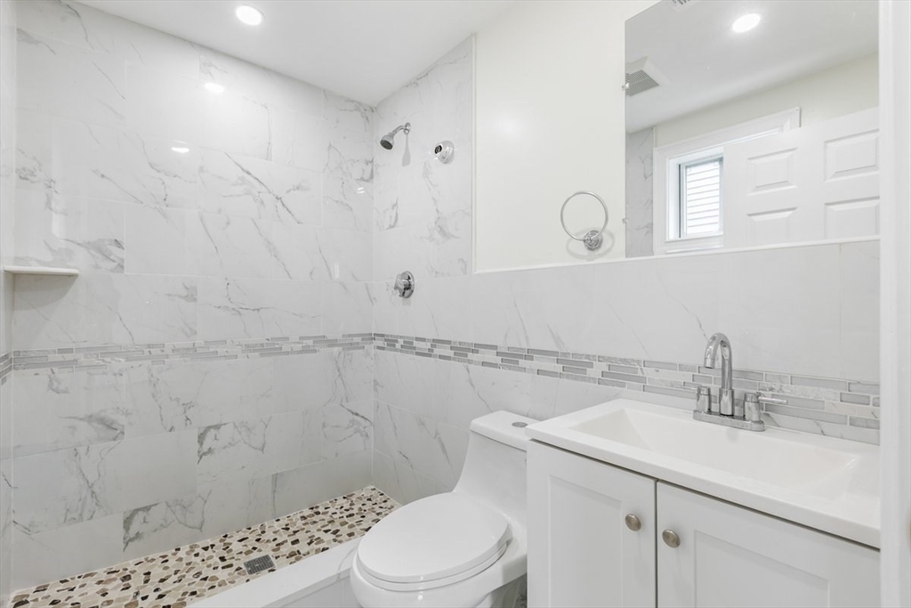 18 Baird St. # 2