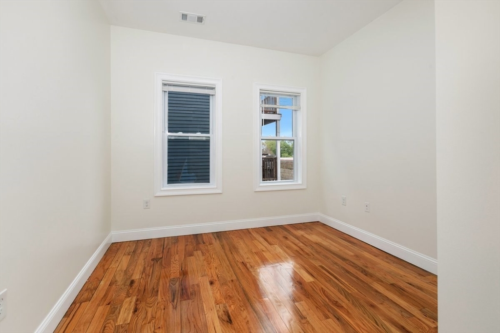 18 Baird St. # 2