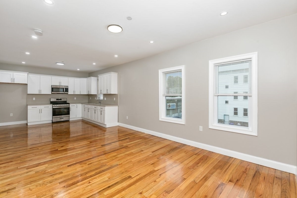 18 Baird St. # 2