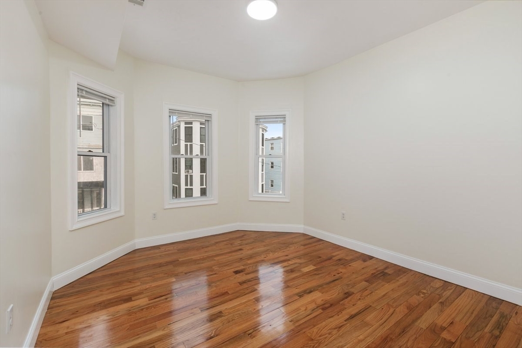 18 Baird St. # 2