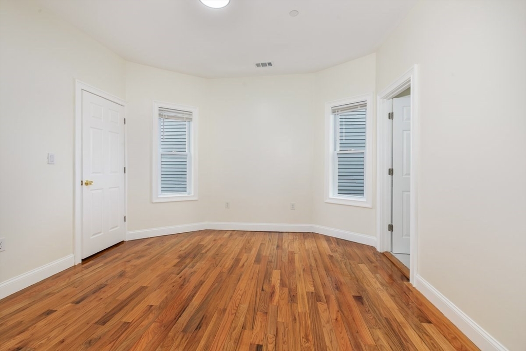 18 Baird St. # 2