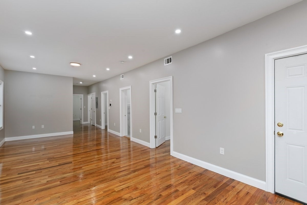 18 Baird St. # 2