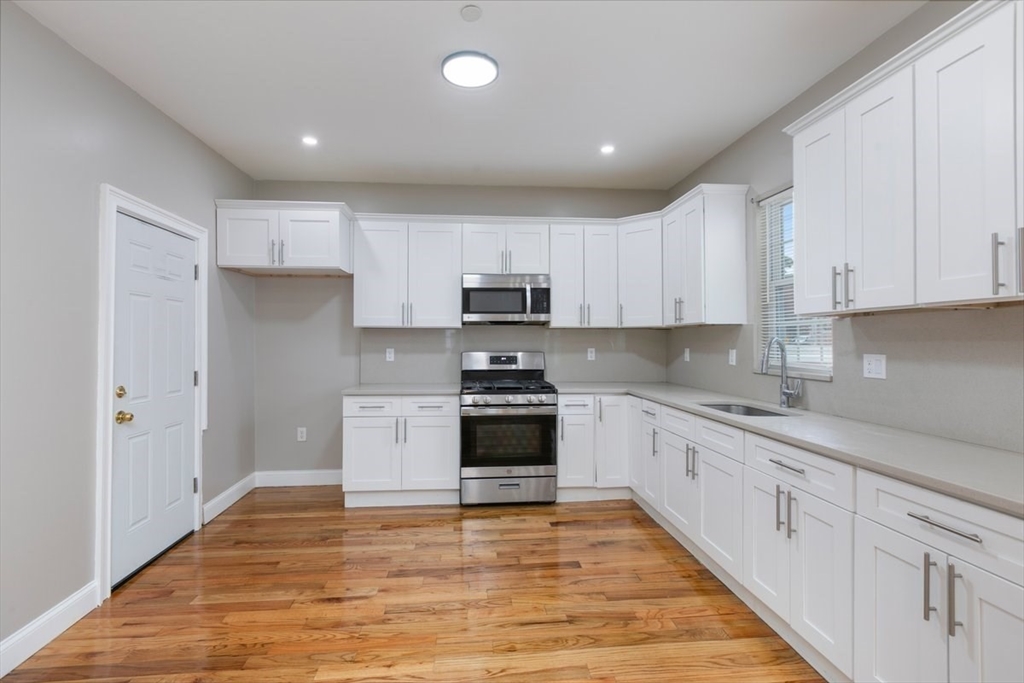 18 Baird St. # 2