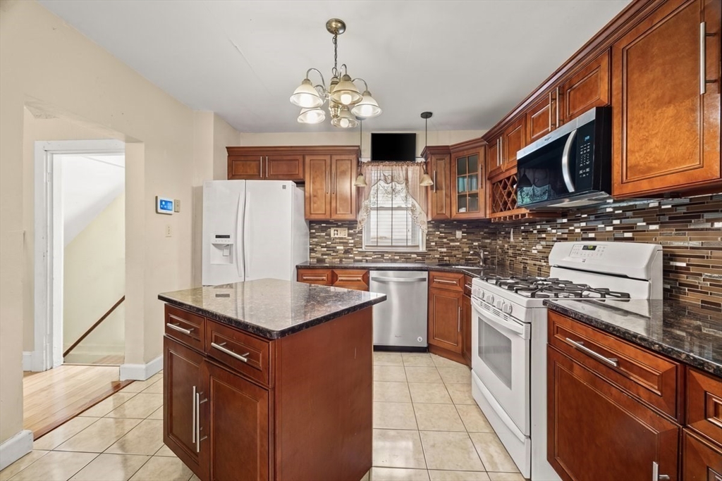 7 Hopewell Rd