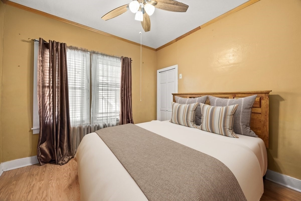 7 Hopewell Rd