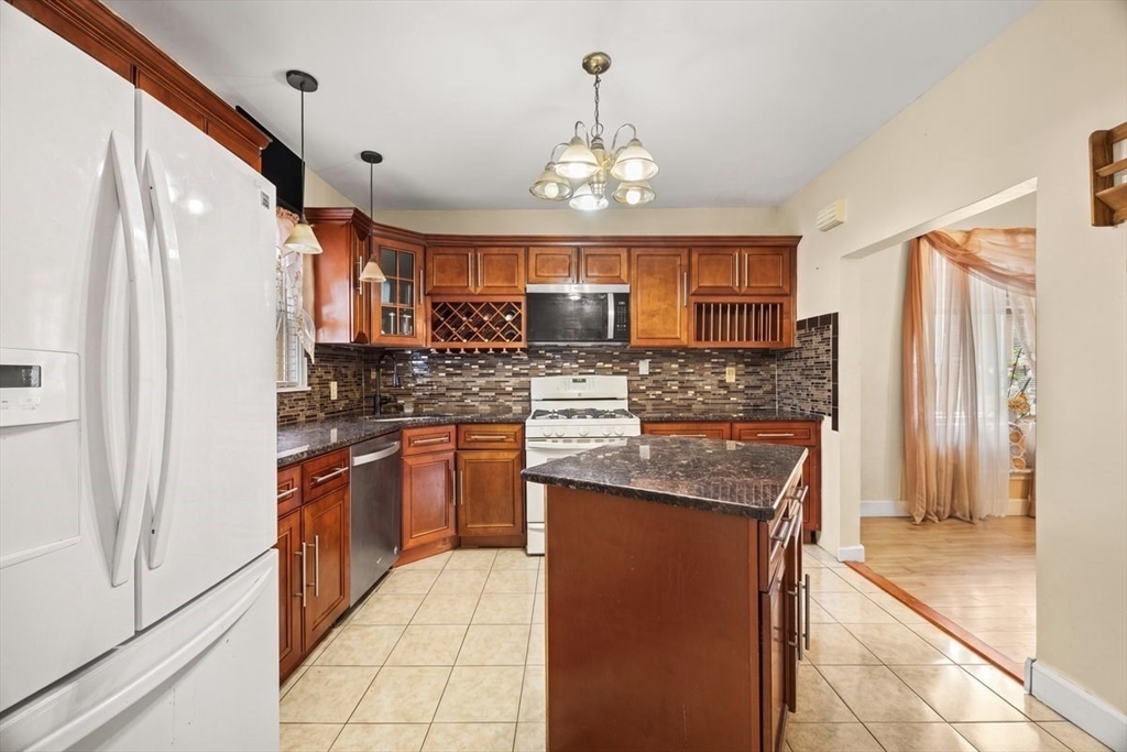 7 Hopewell Rd