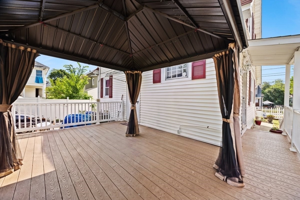 7 Hopewell Rd