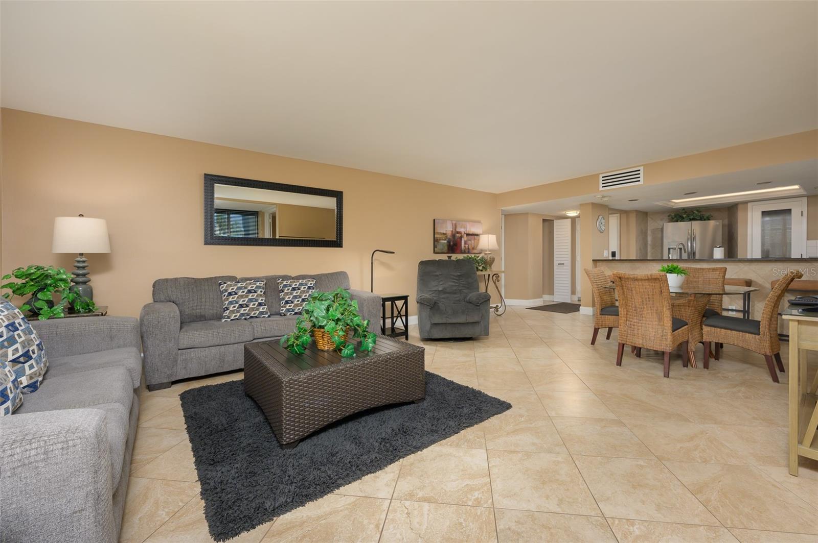 5920 MIDNIGHT PASS RD #104