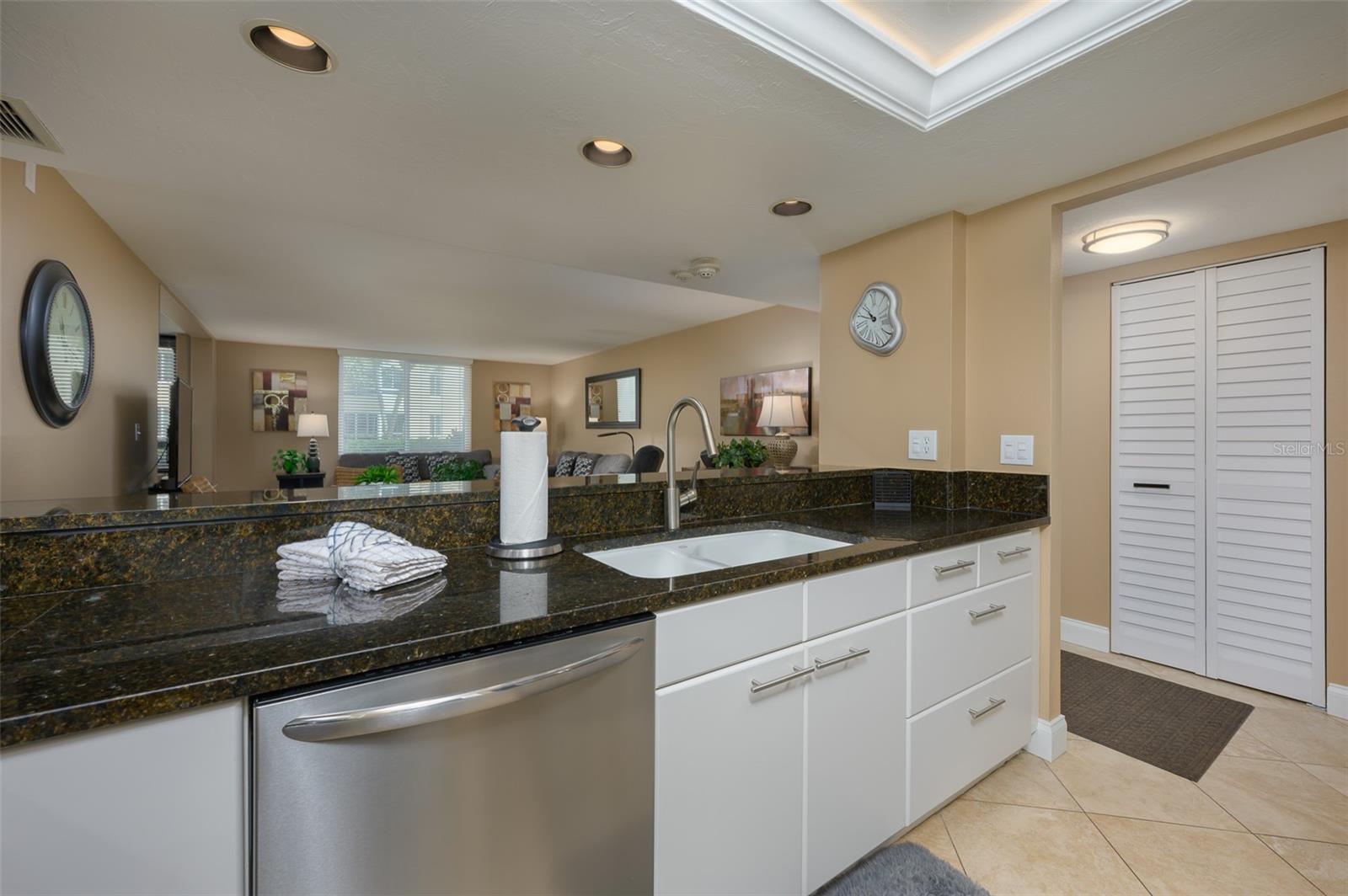 5920 MIDNIGHT PASS RD #104