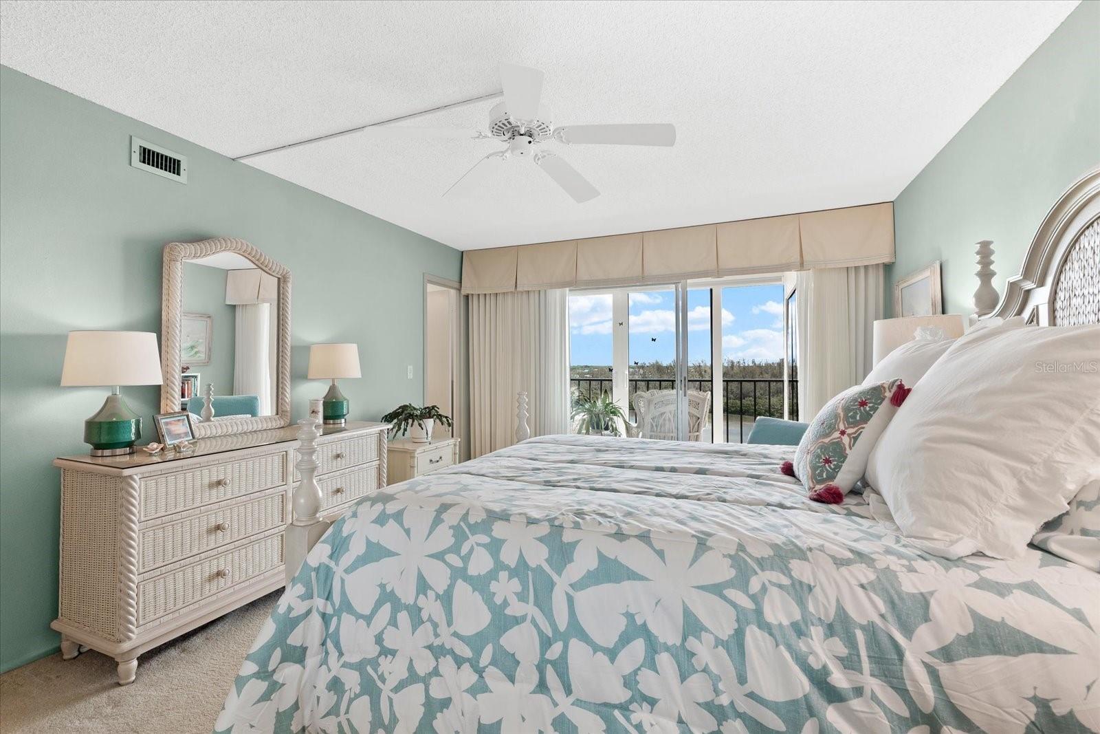 9397 MIDNIGHT PASS RD #906