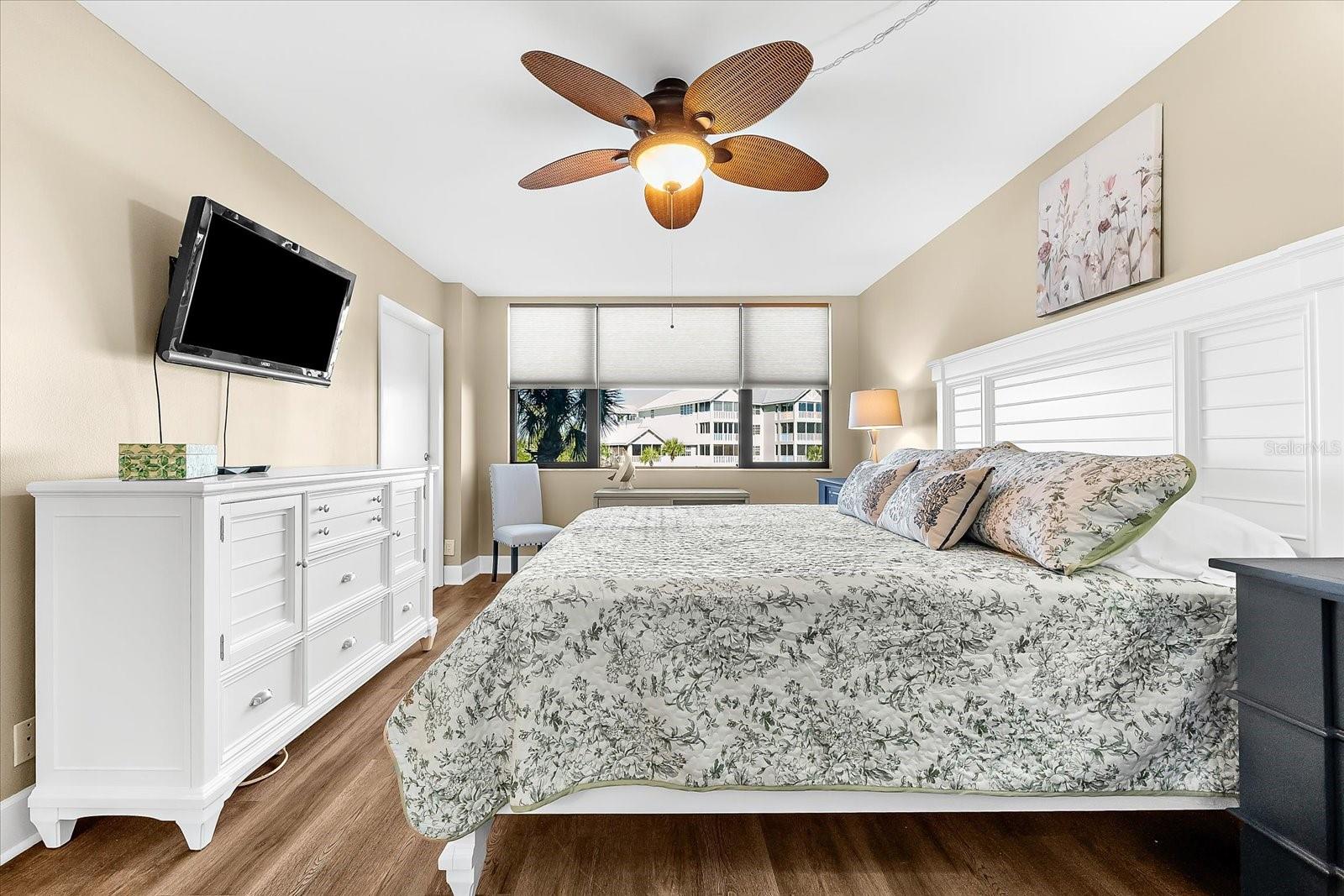 5855 MIDNIGHT PASS RD #311