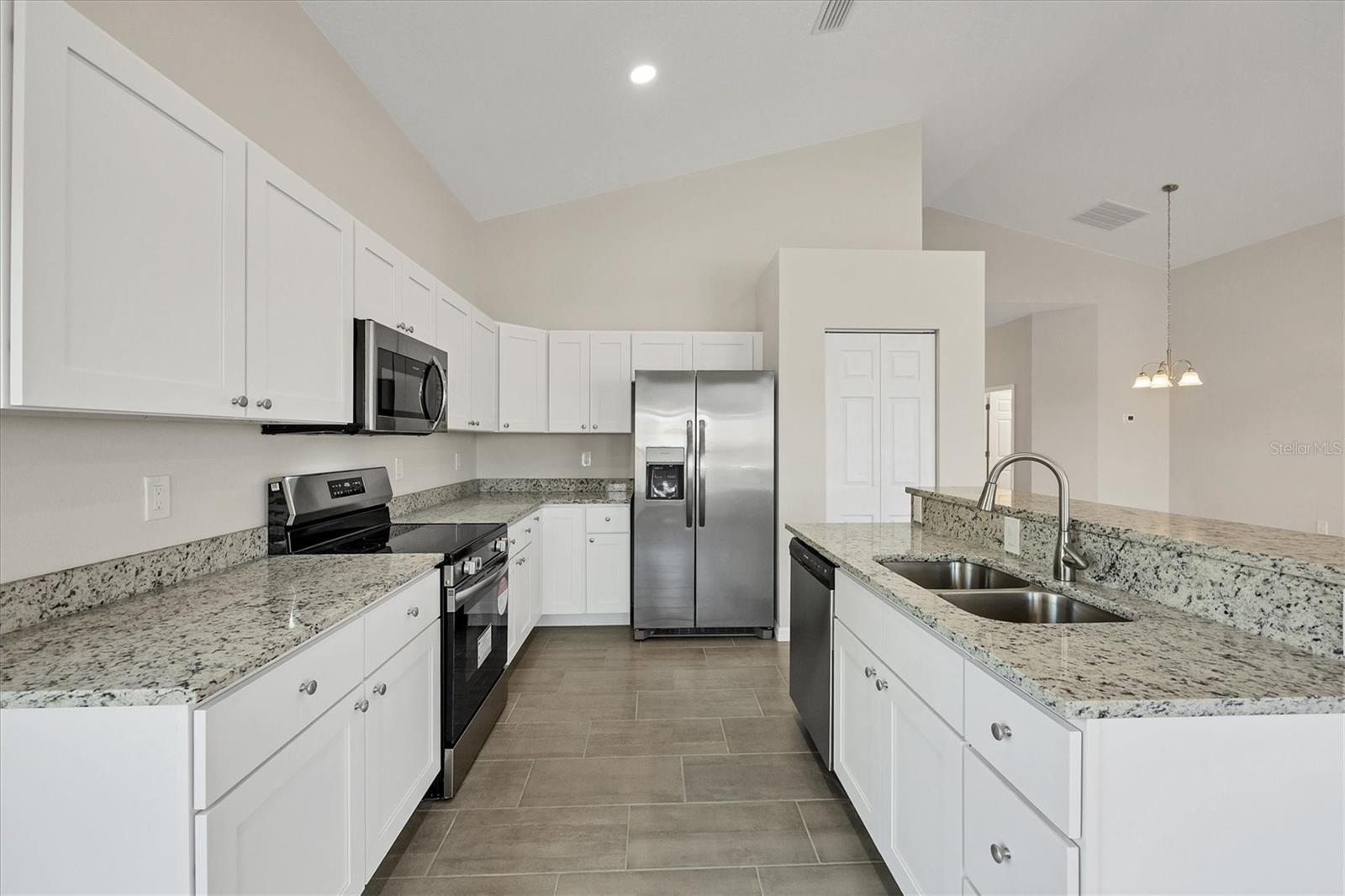 6978 SUPERIOR STREET CIR