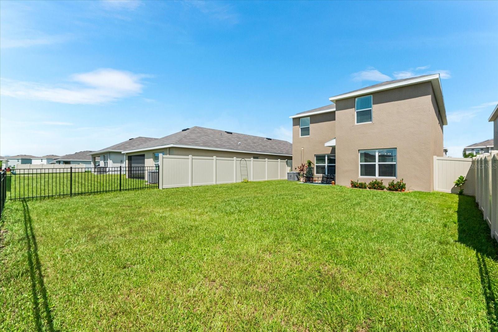 2923 ROCK SOUND ST