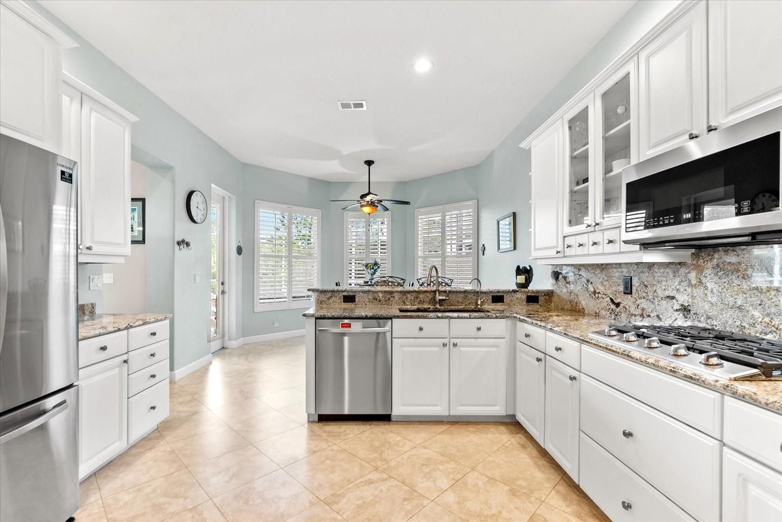 4941 BRIDGEHAMPTON BLVD