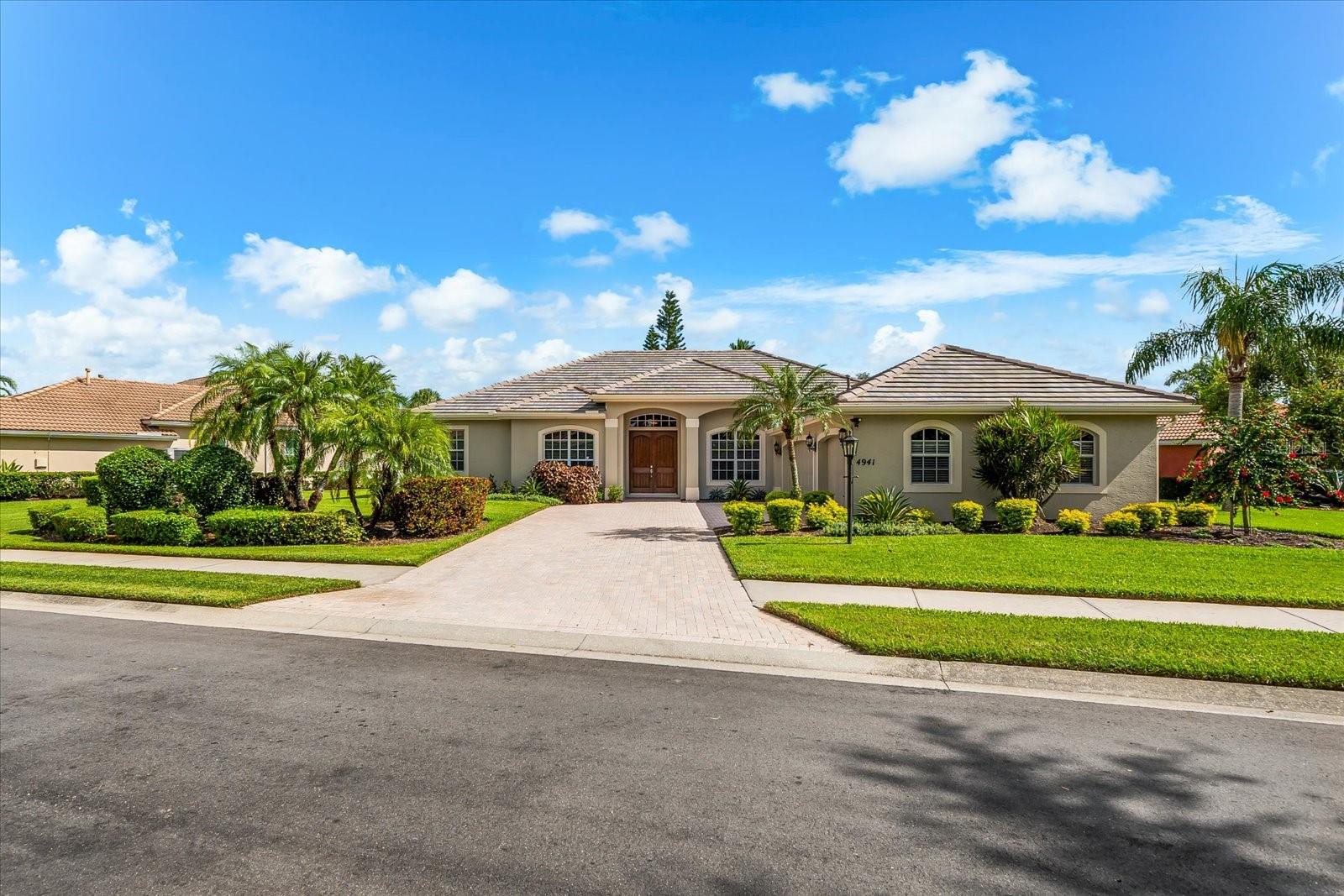 4941 BRIDGEHAMPTON BLVD