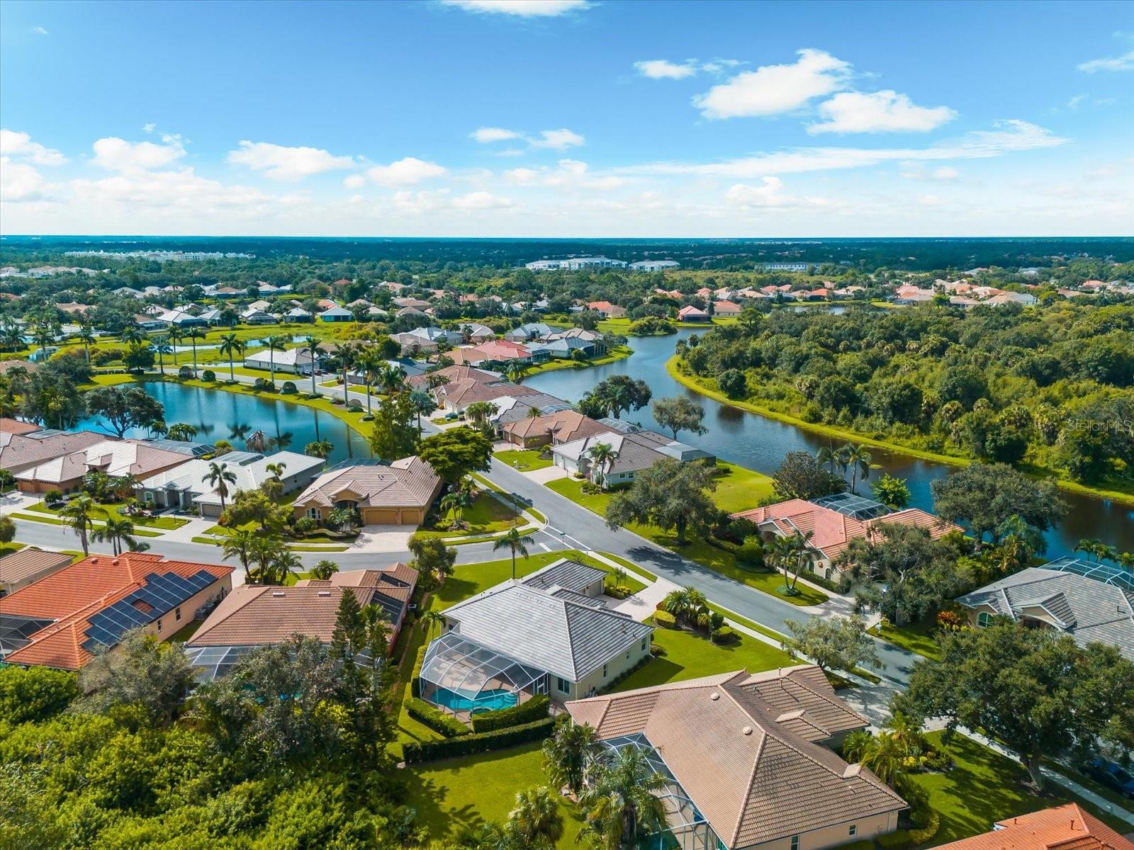 4941 BRIDGEHAMPTON BLVD