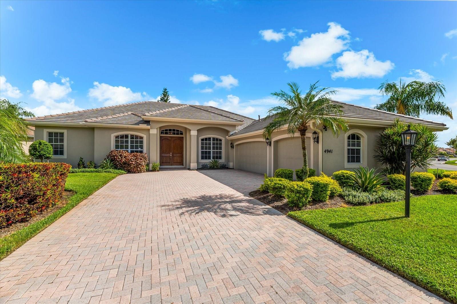 4941 BRIDGEHAMPTON BLVD