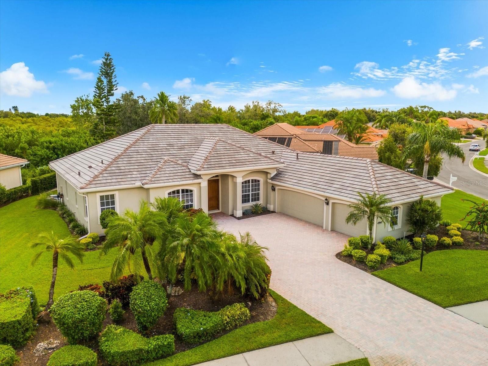 4941 BRIDGEHAMPTON BLVD