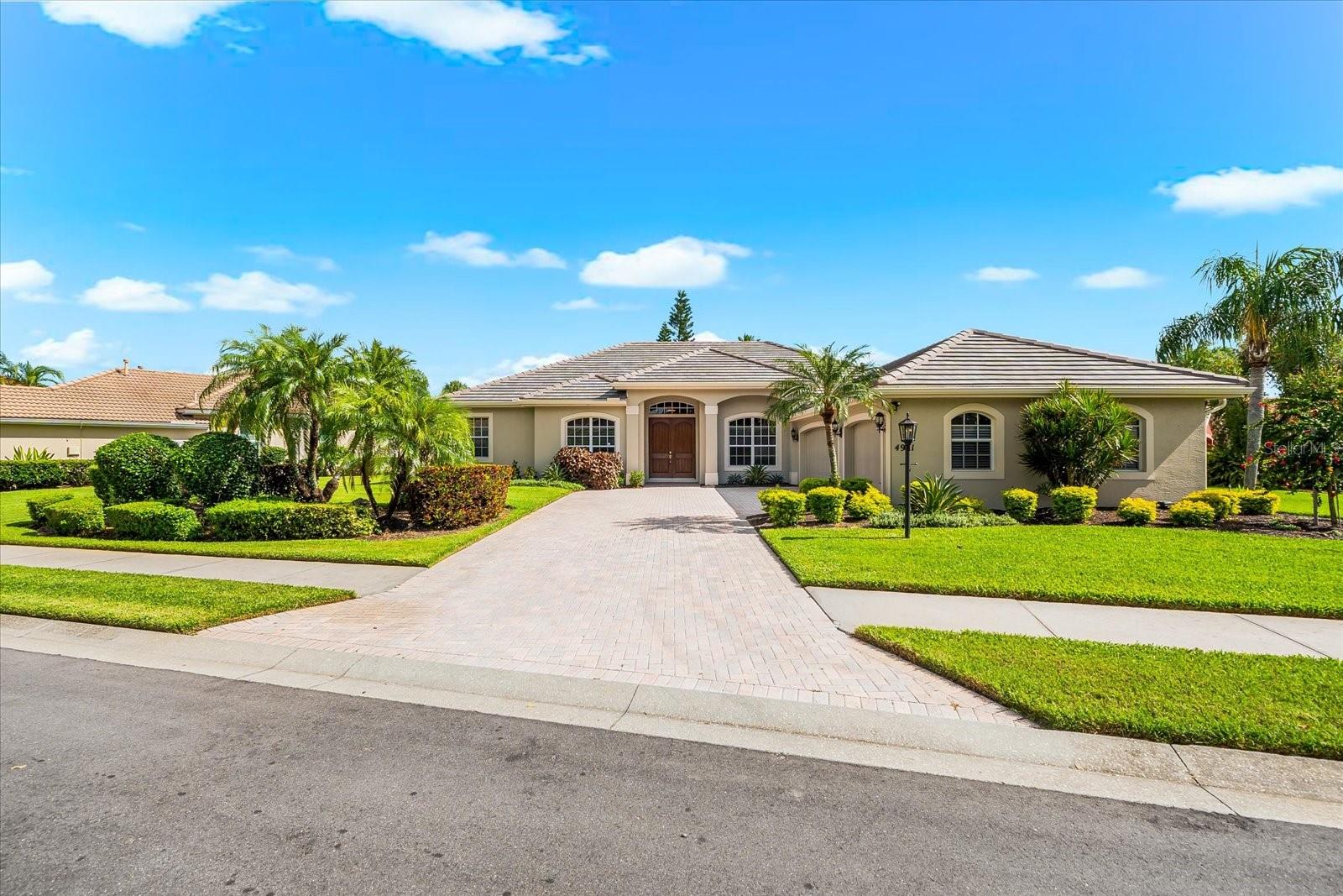 4941 BRIDGEHAMPTON BLVD