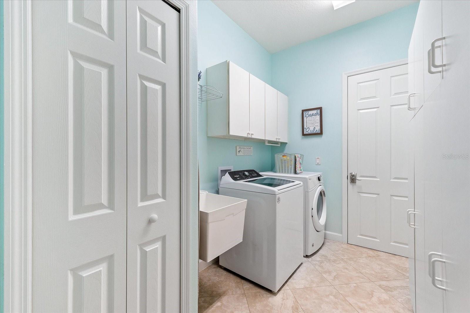 4941 BRIDGEHAMPTON BLVD