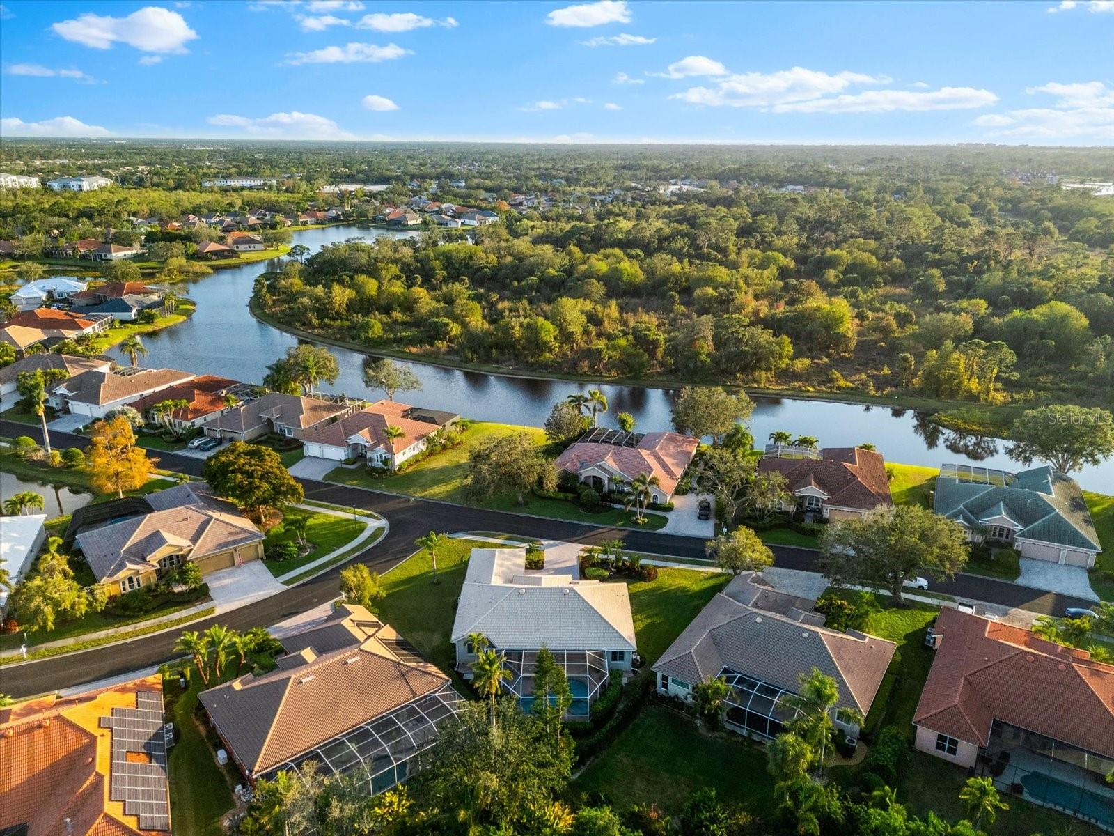 4941 BRIDGEHAMPTON BLVD