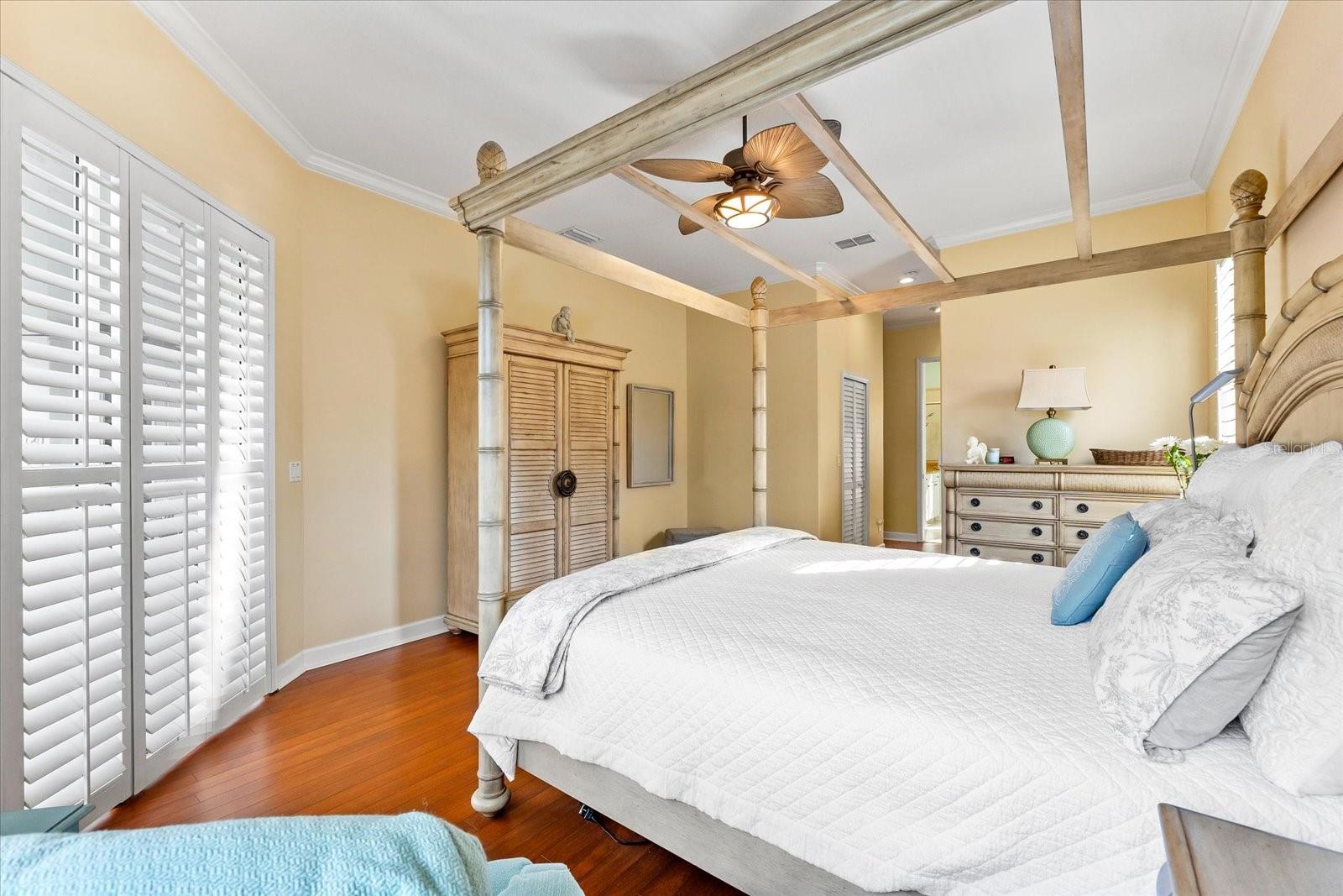 4941 BRIDGEHAMPTON BLVD