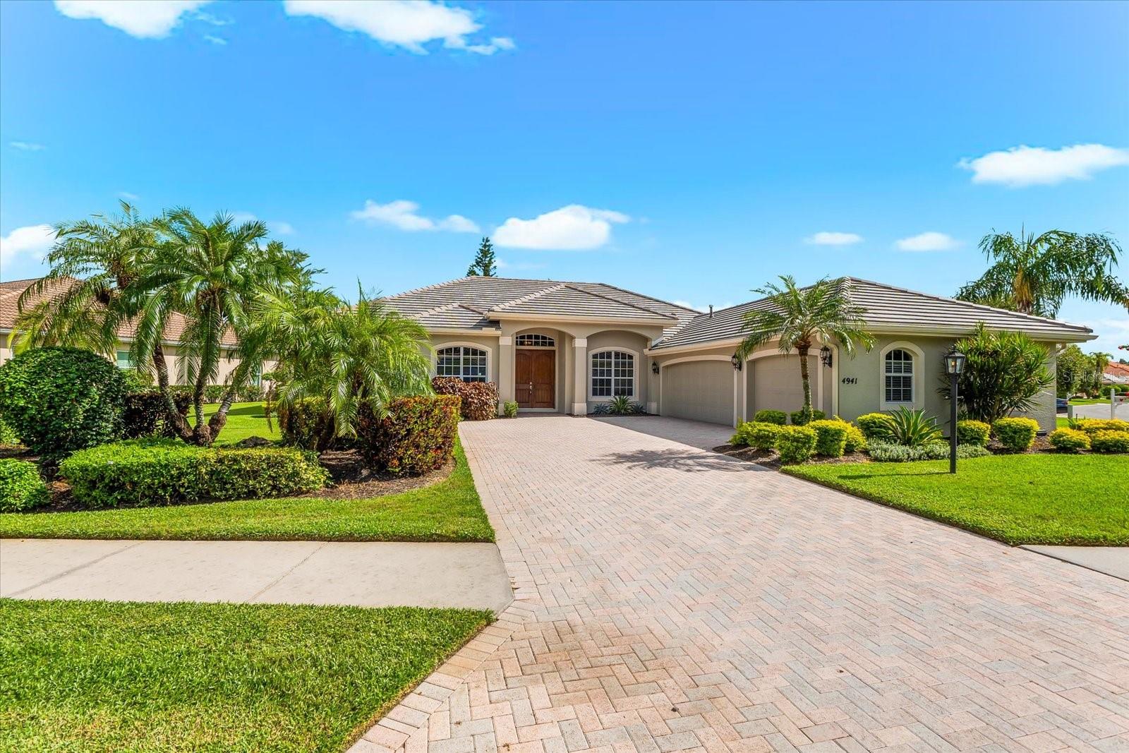 4941 BRIDGEHAMPTON BLVD