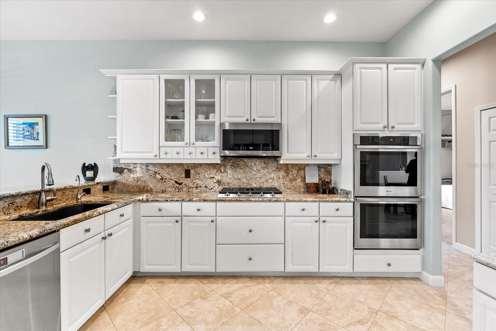 4941 BRIDGEHAMPTON BLVD